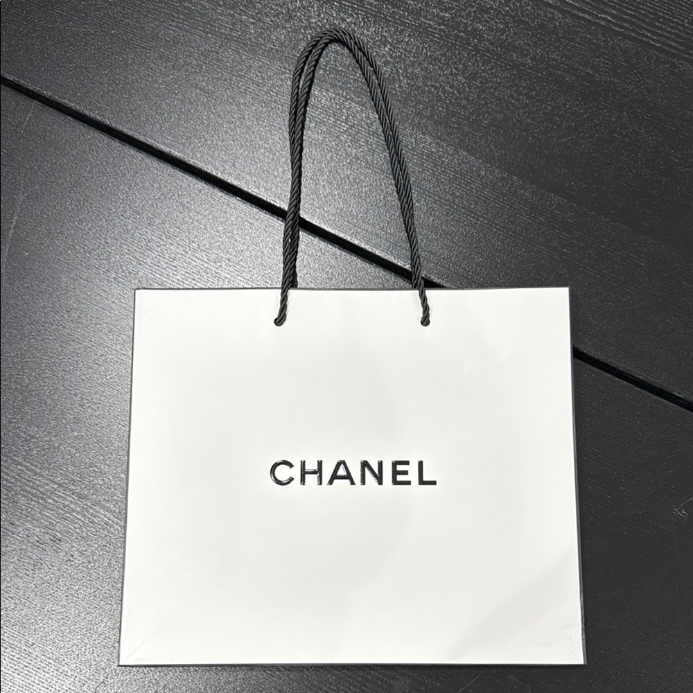 Chanel Classic White Shopping Gift Display Bag